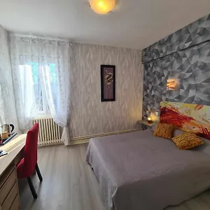 https://hotel-belle-vue-souillac.midi-pyreneeshotels.com